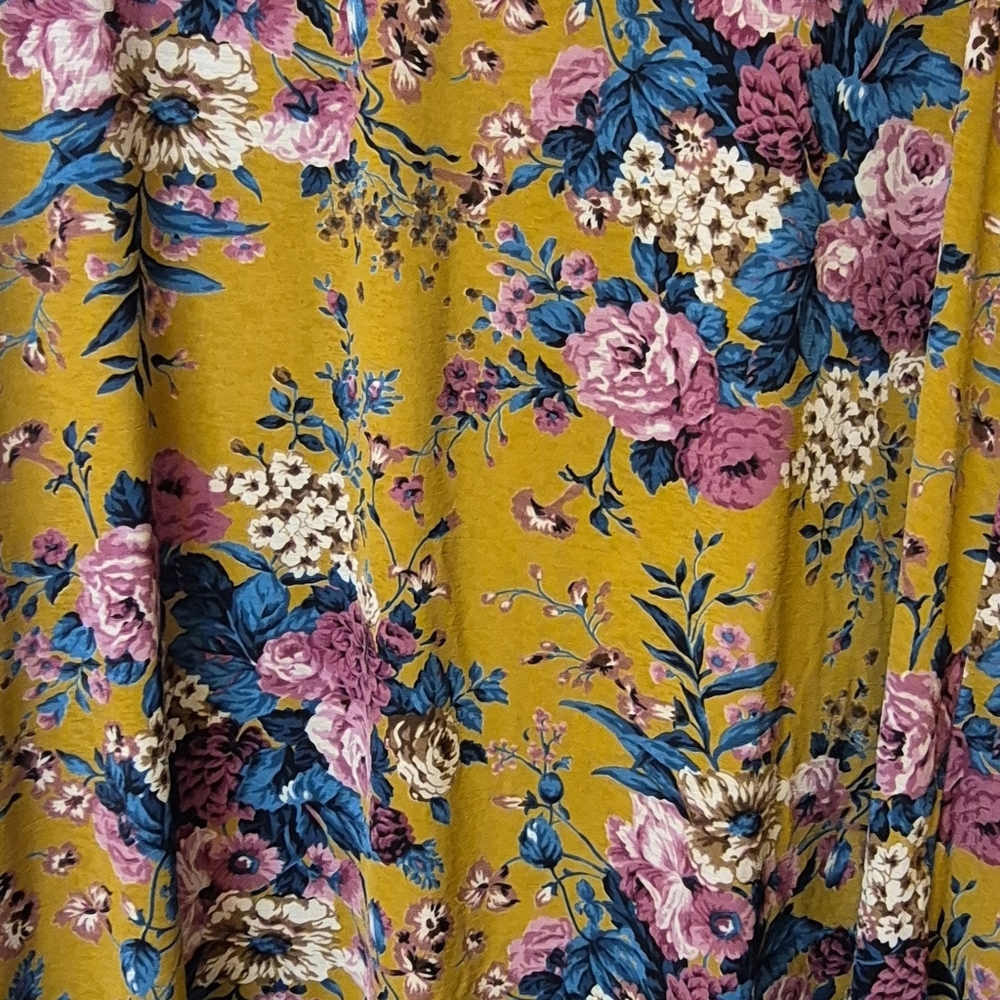 Paisley Grace Boutique Tunic Top Floral Design And Criss- Cross Back Large - Picture 3 of 5